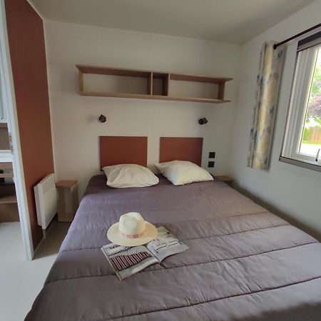 Camping Le Rouge Gorge **** 10' Puy Du Fou Saint-Laurent-sur-Sevre Luaran gambar