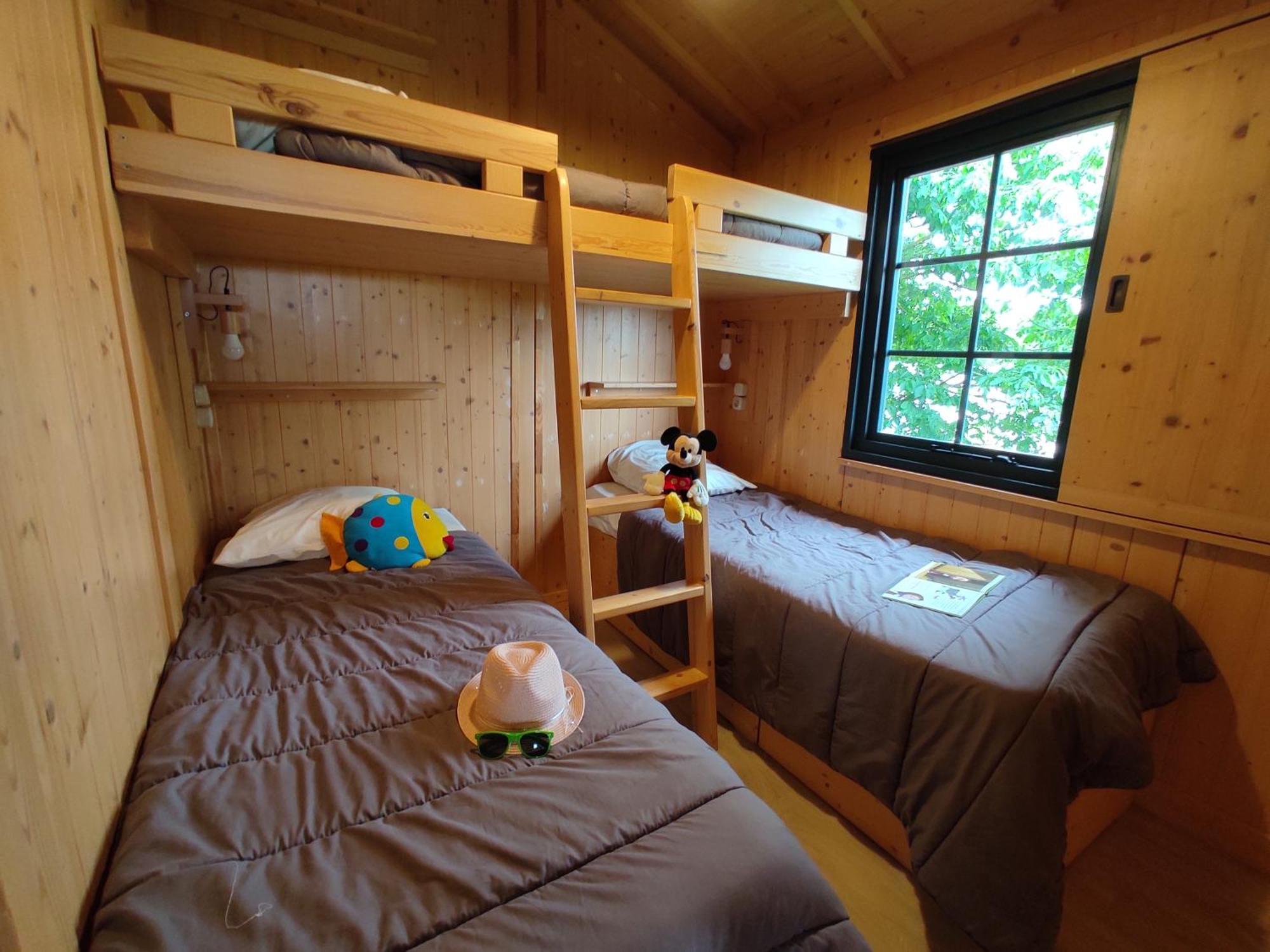 Camping Le Rouge Gorge **** 10' Puy Du Fou Saint-Laurent-sur-Sevre Luaran gambar