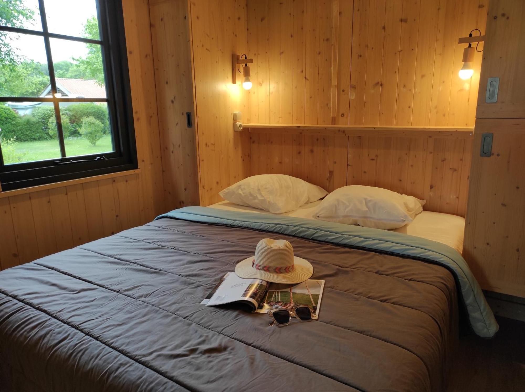 Camping Le Rouge Gorge **** 10' Puy Du Fou Saint-Laurent-sur-Sevre Luaran gambar