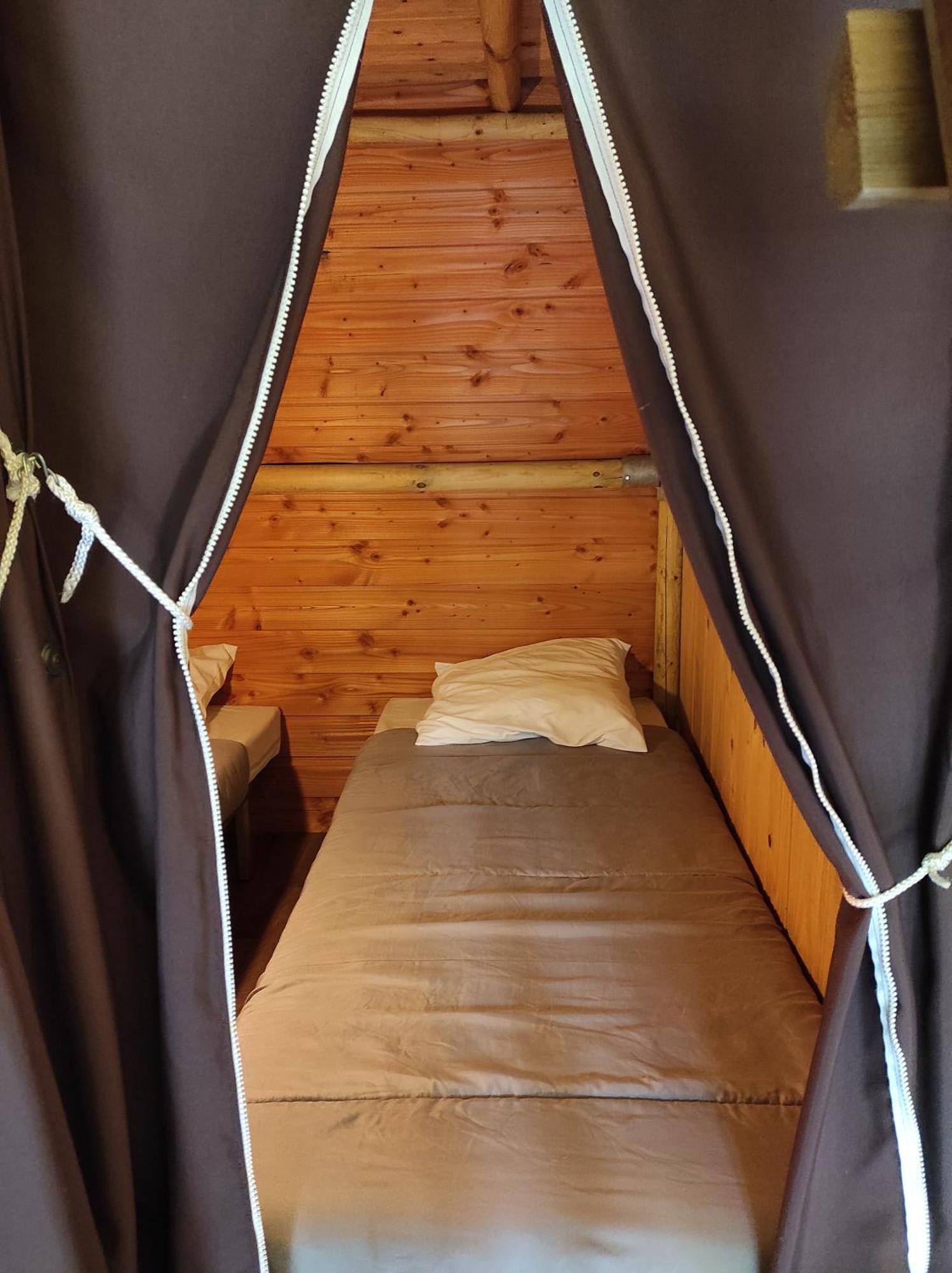 Camping Le Rouge Gorge **** 10' Puy Du Fou Saint-Laurent-sur-Sevre Luaran gambar