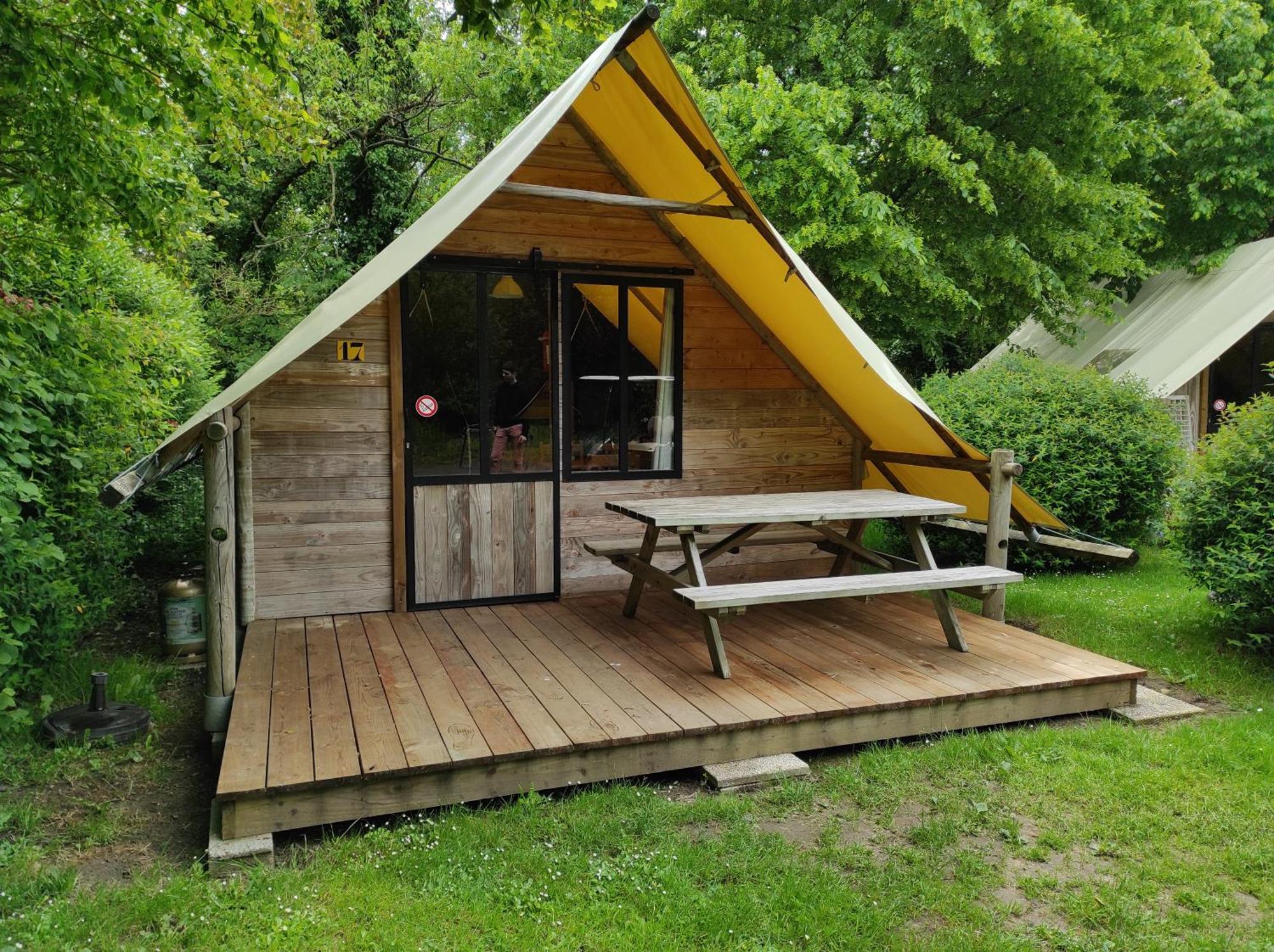 Camping Le Rouge Gorge **** 10' Puy Du Fou Saint-Laurent-sur-Sevre Luaran gambar