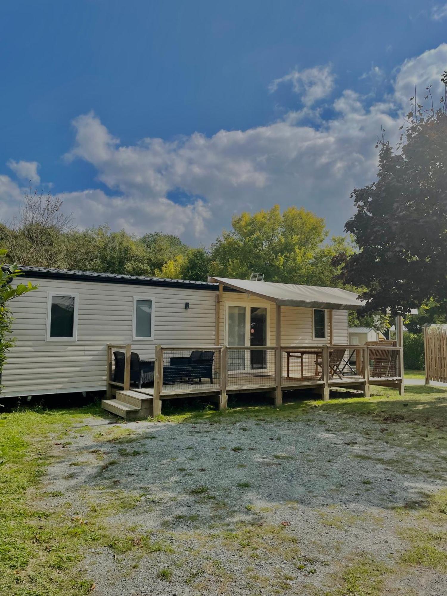 Camping Le Rouge Gorge **** 10' Puy Du Fou Saint-Laurent-sur-Sevre Luaran gambar