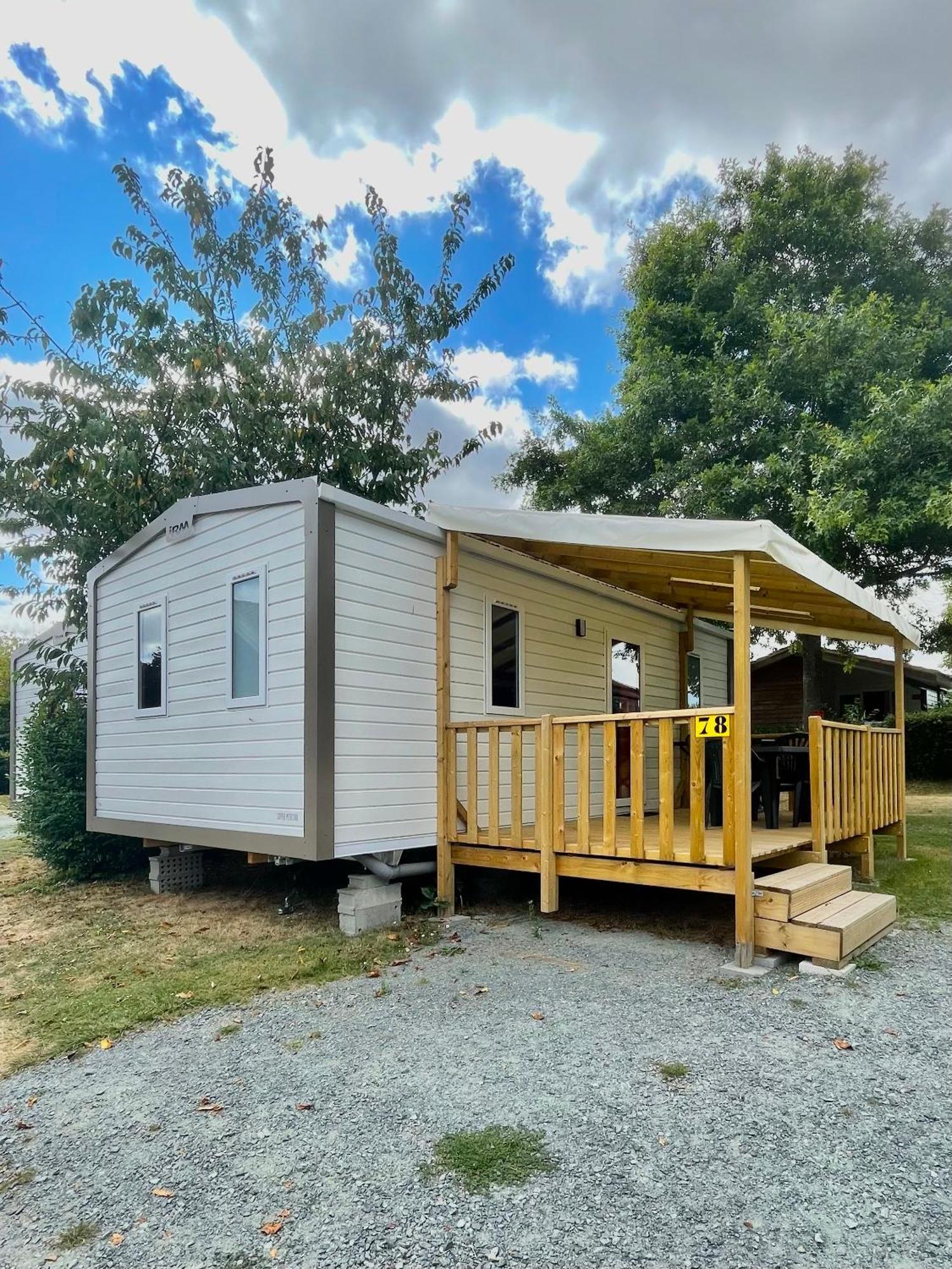 Camping Le Rouge Gorge **** 10' Puy Du Fou Saint-Laurent-sur-Sevre Luaran gambar