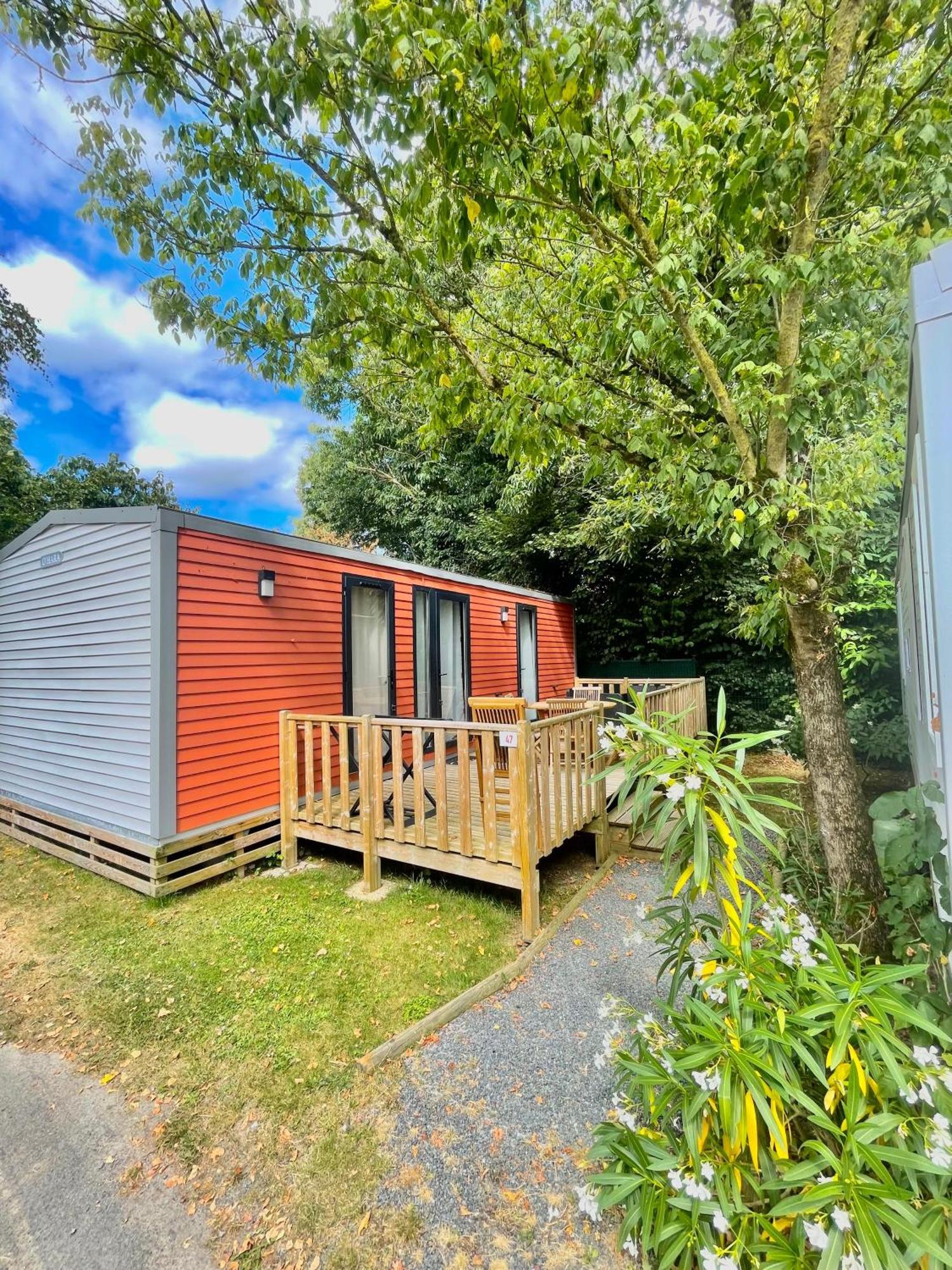 Camping Le Rouge Gorge **** 10' Puy Du Fou Saint-Laurent-sur-Sevre Luaran gambar