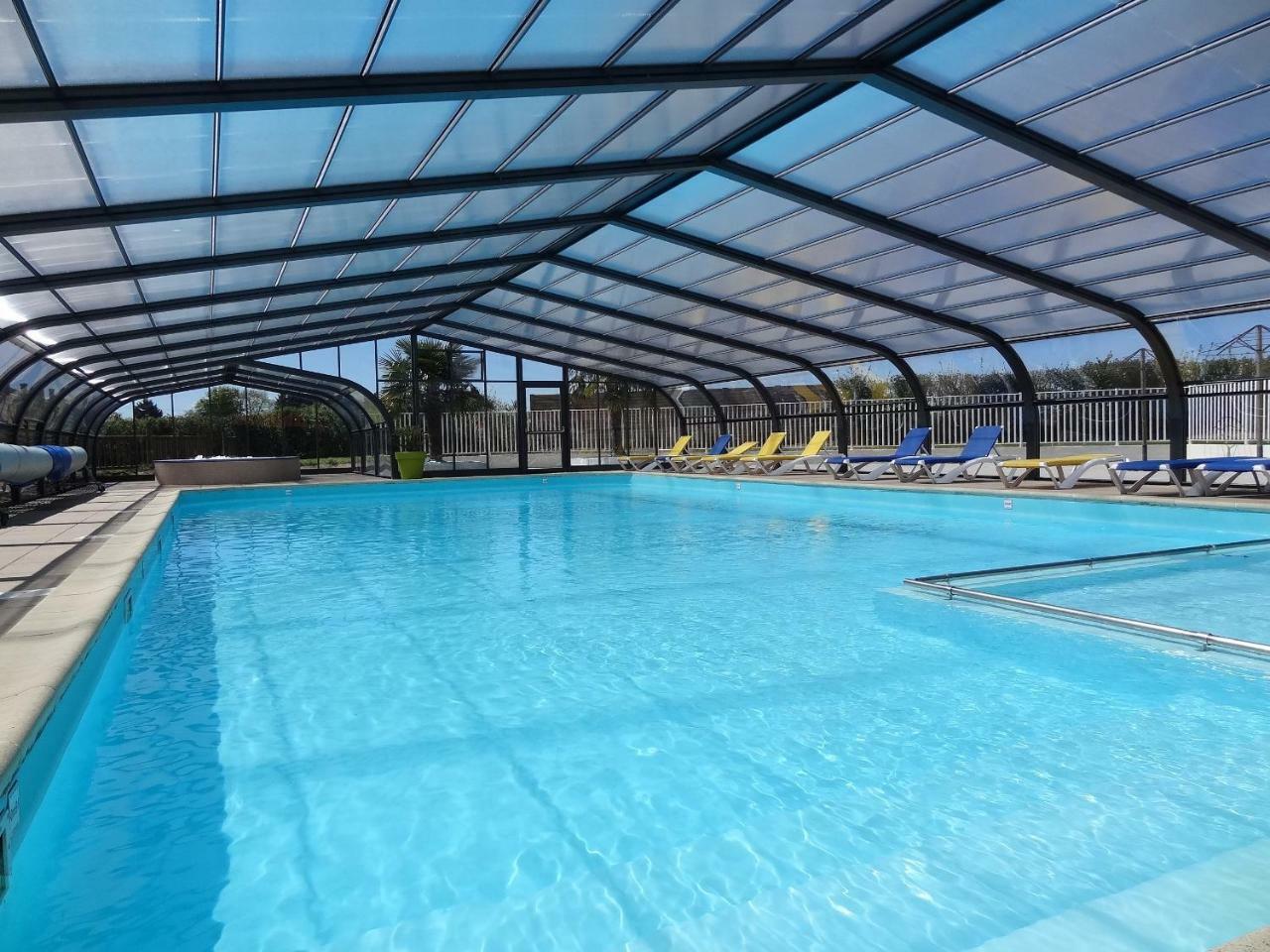 Camping Le Rouge Gorge **** 10' Puy Du Fou Saint-Laurent-sur-Sevre Luaran gambar