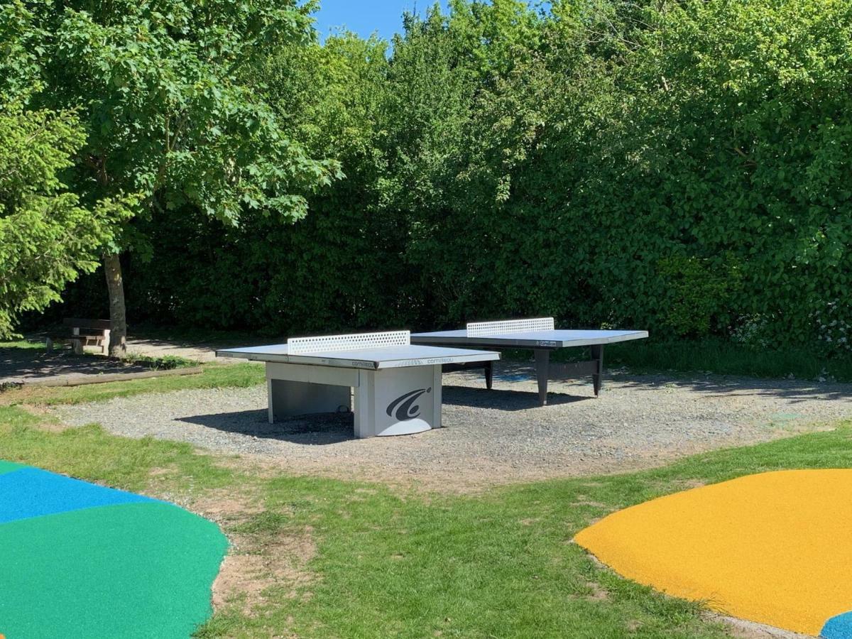 Camping Le Rouge Gorge **** 10' Puy Du Fou Saint-Laurent-sur-Sevre Luaran gambar